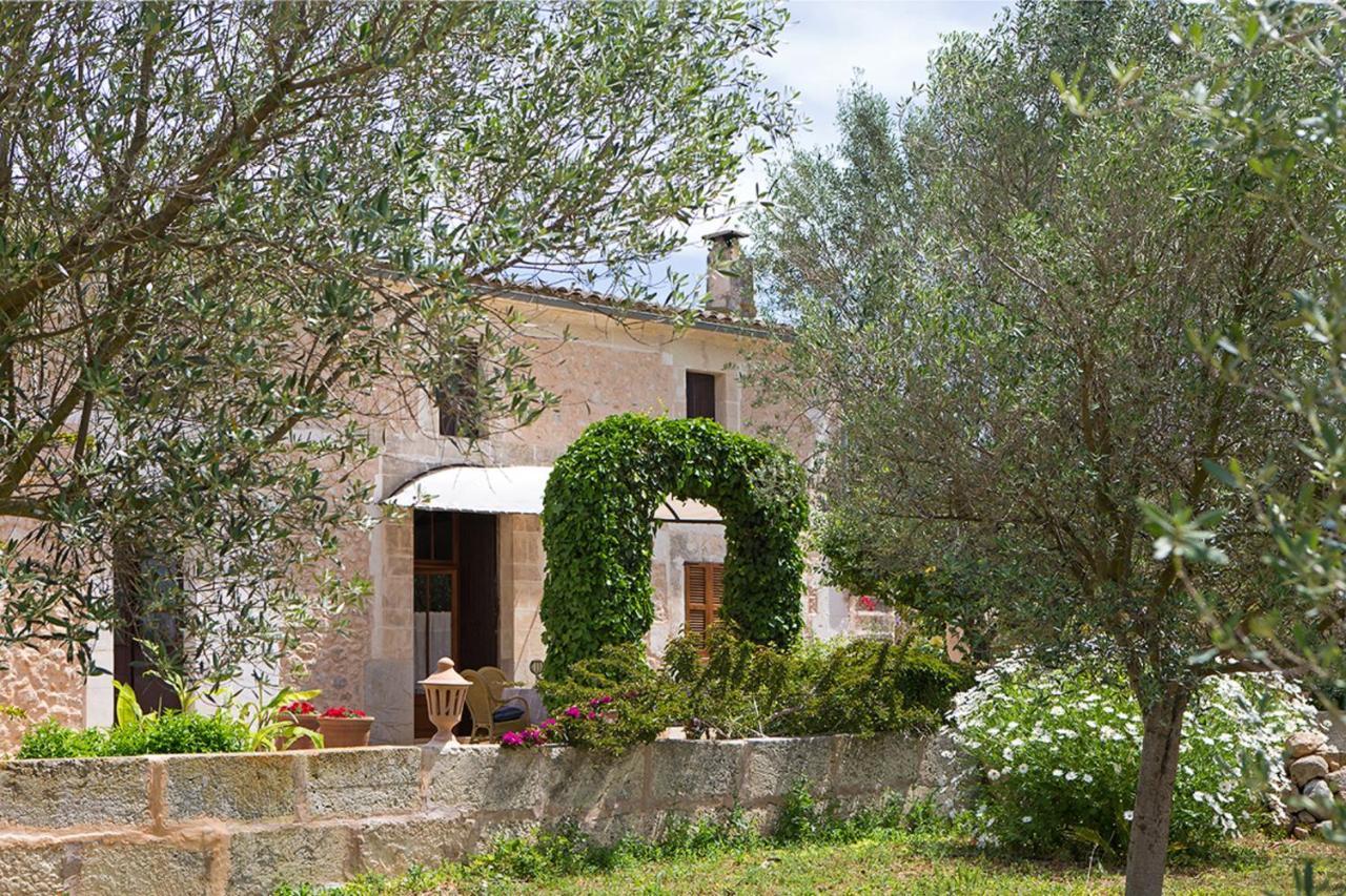 Agroturismo Es Pla De Llodra Manacor  Exterior photo
